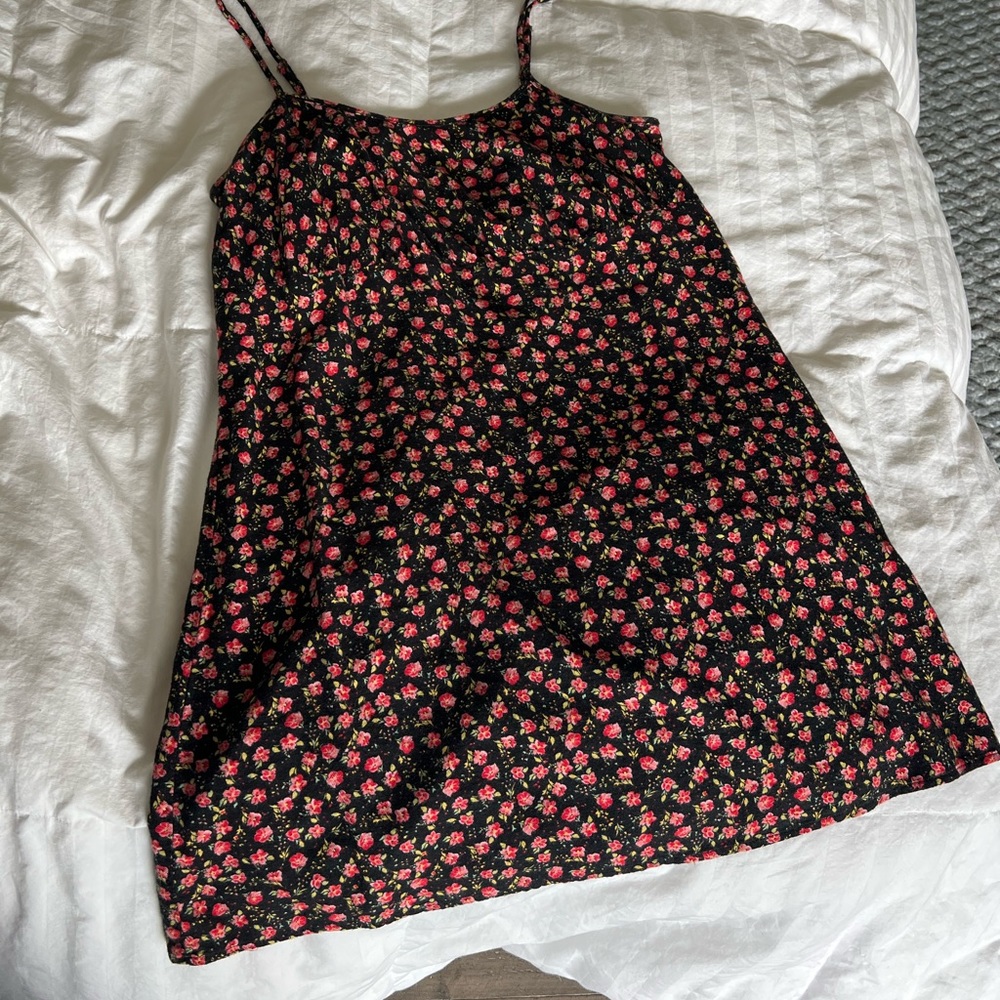 Cute floral spaghetti strap dress.